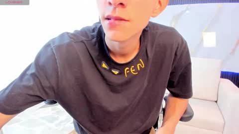 Aaron online show from March 9, 8:35 pm