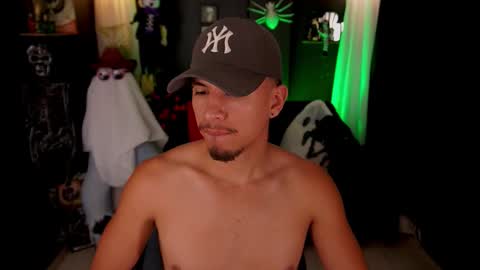 AARON  online show from October 24, 2:19 am