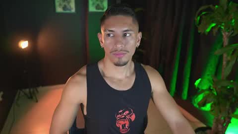 AARON  online show from April 9, 2:22 am