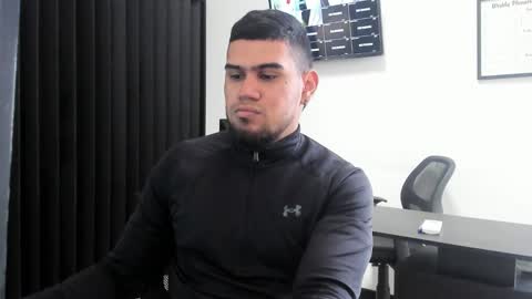 ig aaron hunter123 online show from February 20, 5:13 pm