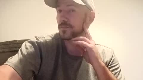 aaronshere888888 online show from August 4, 2:04 am