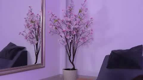 Snapshot of abbela_white chatting on July 24, 6:00 am Alexa online show from July 24, 6:00 am