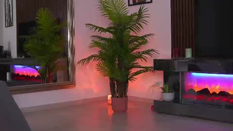 Snapshot of abbela_white chatting on July 29, 5:49 am Alexa online show from July 29, 5:49 am