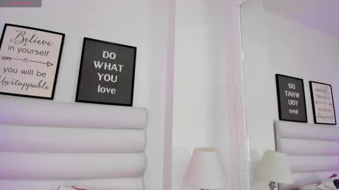 abbey_walker online show from February 4, 11:05 am