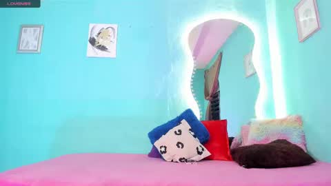 Snapshot of abbiee_ chatting on February 23, 5:12 am Abbie online show from February 23, 5:12 am