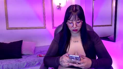 Snapshot of abbiee_gh chatting on July 16, 11:38 am Abbie online show from July 16, 11:38 am