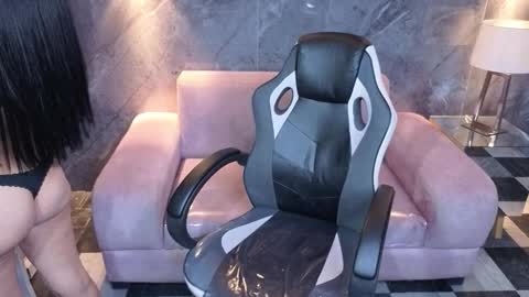 Snapshot of abby1_b_ chatting on March 4, 12:44 pm Abby online show from March 4, 12:44 pm