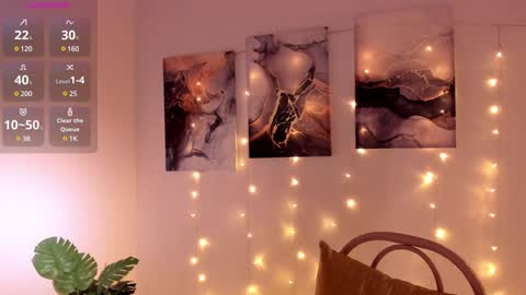 I want to make you addicted to me online show from December 7, 4:25 pm