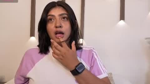 Abbygail online show from June 22, 1:30 pm
