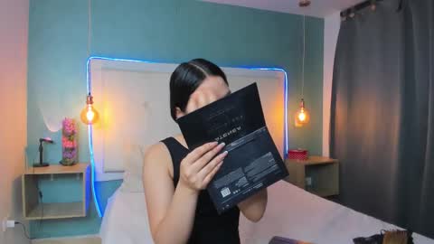 Abby Dixon  online show from March 23, 11:47 am