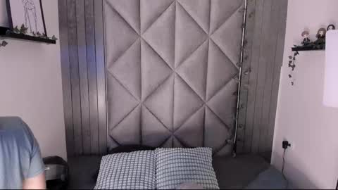 Snapshot of abbywathson chatting on November 18, 7:29 pm A B B Y online show from November 18, 7:29 pm