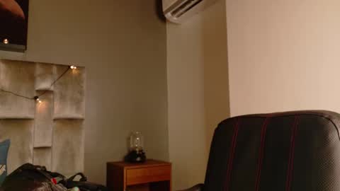 Snapshot of abbywathson chatting on November 27, 11:45 am A B B Y online show from November 27, 11:45 am