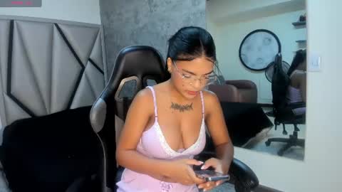 Snapshot of abbyy_23 chatting on July 10, 11:57 am Abby online show from July 10, 11:57 am