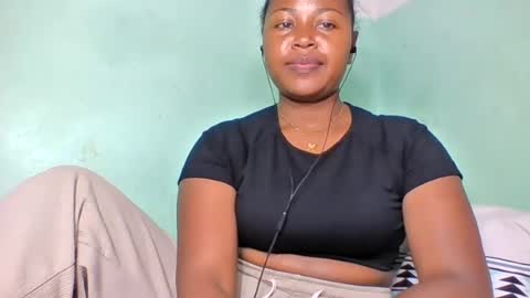 abella677022 online show from July 15, 9:25 am