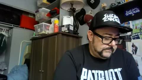AJ online show from May 25, 4:24 pm