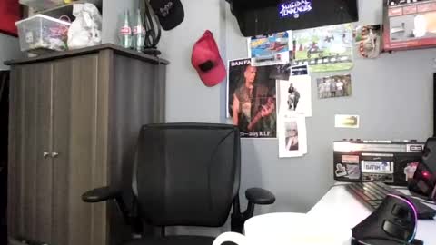 AJ online show from July 7, 2:21 pm