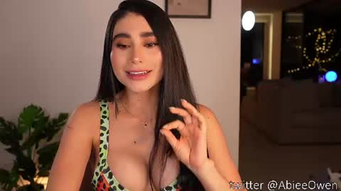 abie_owen online show from July 1, 12:23 am