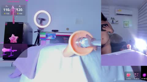 Abigail online show from November 20, 6:40 pm