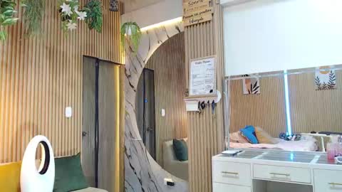 abigailowensss online show from March 2, 5:20 pm