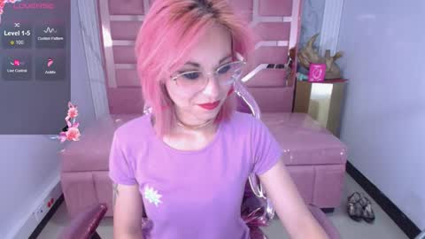 abril_ch_ online show from March 12, 12:22 pm