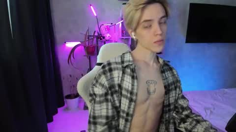 Nick online show from March 10, 9:36 am