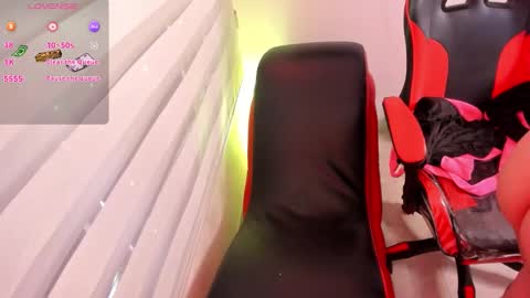 Snapshot of acuarela_kut chatting on March 4, 3:18 pm Acuarela online show from March 4, 3:18 pm