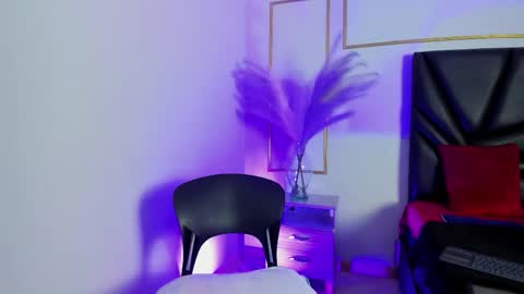 Snapshot of ada_mclaine2 chatting on May 1, 11:37 am Ada online show from May 1, 11:37 am
