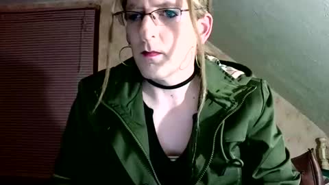 Ada DeVaux online show from February 1, 5:39 am