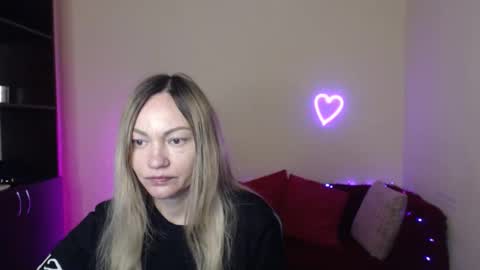 Adalina online show from December 19, 12:23 pm