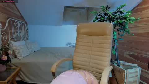 Adalyn online show from April 4, 11:18 am