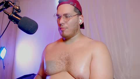 adam_coxxx online show from December 20, 9:28 pm