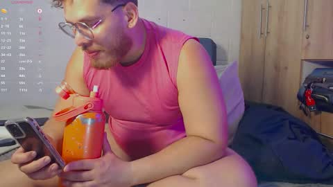 adam_coxxx online show from March 3, 11:27 am