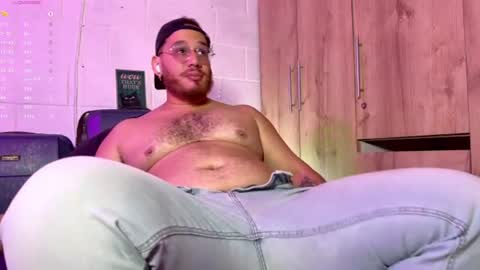adam_coxxx online show from June 29, 12:49 pm