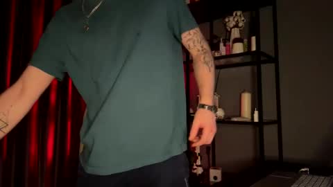 Snapshot of adam_ice chatting on March 1, 2:19 pm Arthur and Adam online show from March 1, 2:19 pm