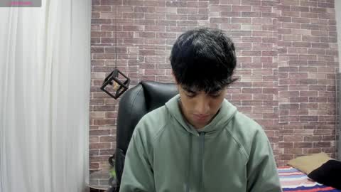 Snapshot of adamcoox chatting on December 13, 4:43 am Adam online show from December 13, 4:43 am