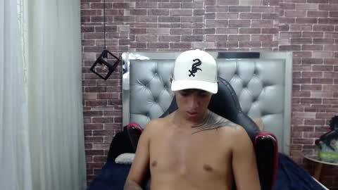 Snapshot of adamcoox chatting on March 4, 6:58 am Adam online show from March 4, 6:58 am