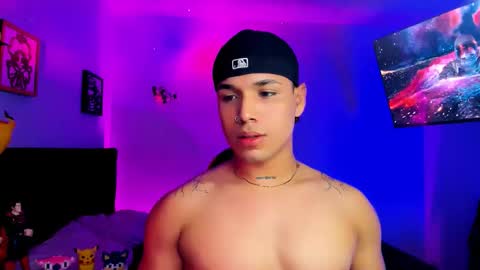 Adams online show from December 3, 1:31 pm