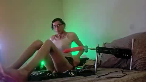 Snapshot of adamseve777 chatting on April 30, 12:55 pm TaylorSexbot online show from April 30, 12:55 pm