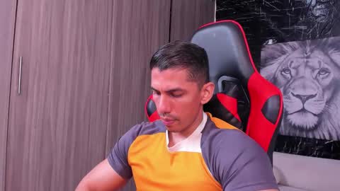 Adan Sin online show from November 12, 4:18 pm