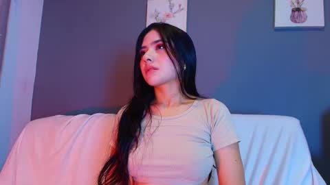  Adara Johnson  online show from March 28, 11:43 am