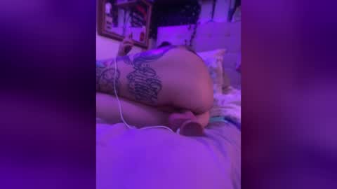 Snapshot of addi_ftb chatting on July 13, 4:37 am Addi ashtray online show from July 13, 4:37 am