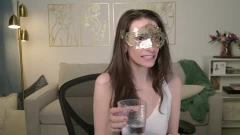 Addison Rose  I am currently away for the holiday weekend. Streams start again on 1242024. Enjoy the holiday online show from April 11, 1:54 am