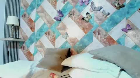 addison_avery online show from July 11, 2:03 am