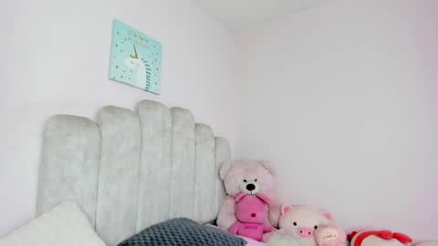 dahia  online show from April 9, 2:11 am