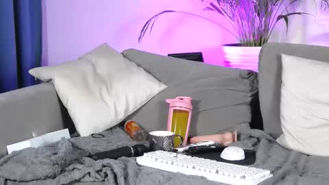 Adeline online show from October 13, 3:06 am