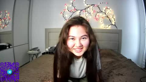 Anna online show from April 11, 3:16 pm