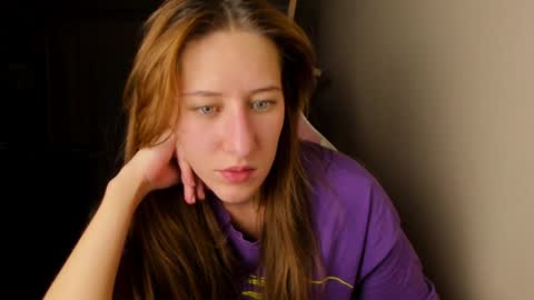 Adell online show from April 7, 9:37 pm