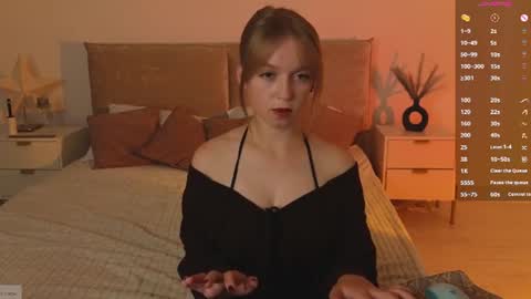 Snapshot of adencianey chatting on July 16, 2:01 pm Selestia online show from July 16, 2:01 pm