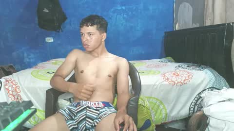 Adonis online show from March 3, 9:10 pm