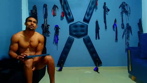 adonisdios online show from May 10, 2:55 pm
